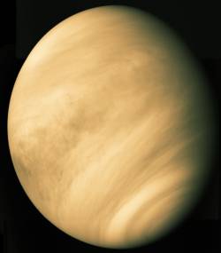 oblakmi zakryt Venua